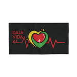 Dale Vida al Corazon Beach Towels